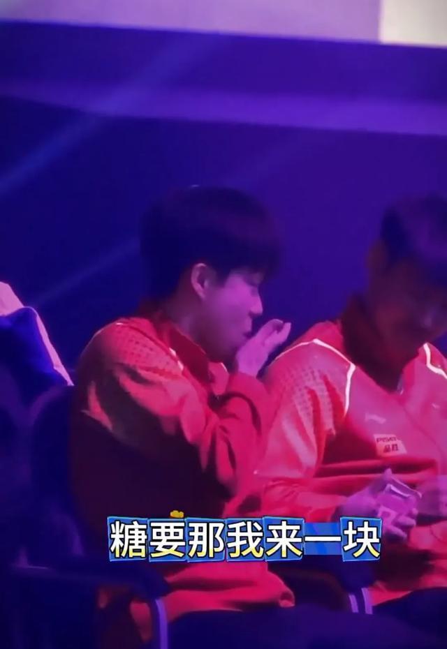 精彩可期的比赛即将上演，球迷举双手期待