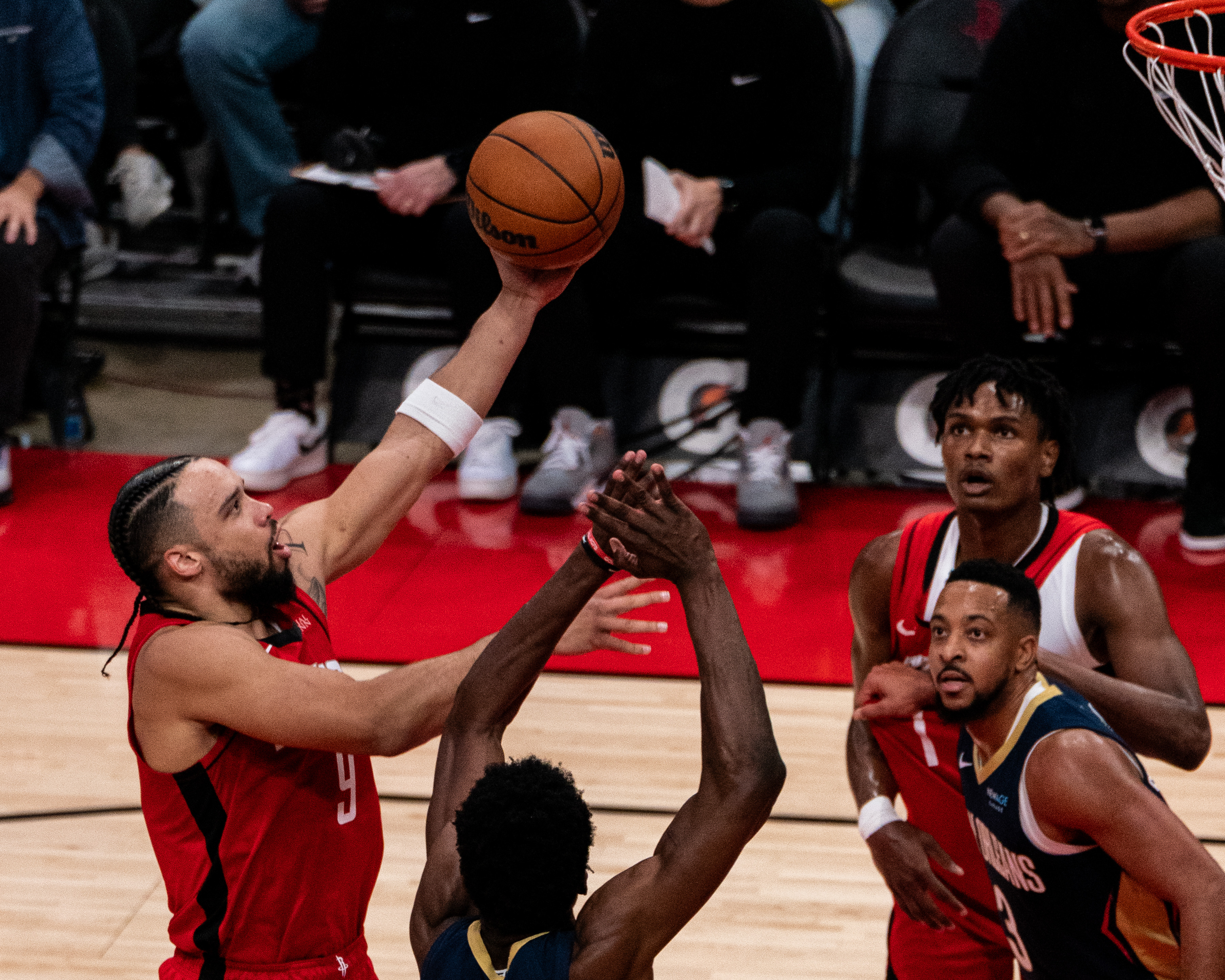 球场风云！NBA比赛中球队实力较量