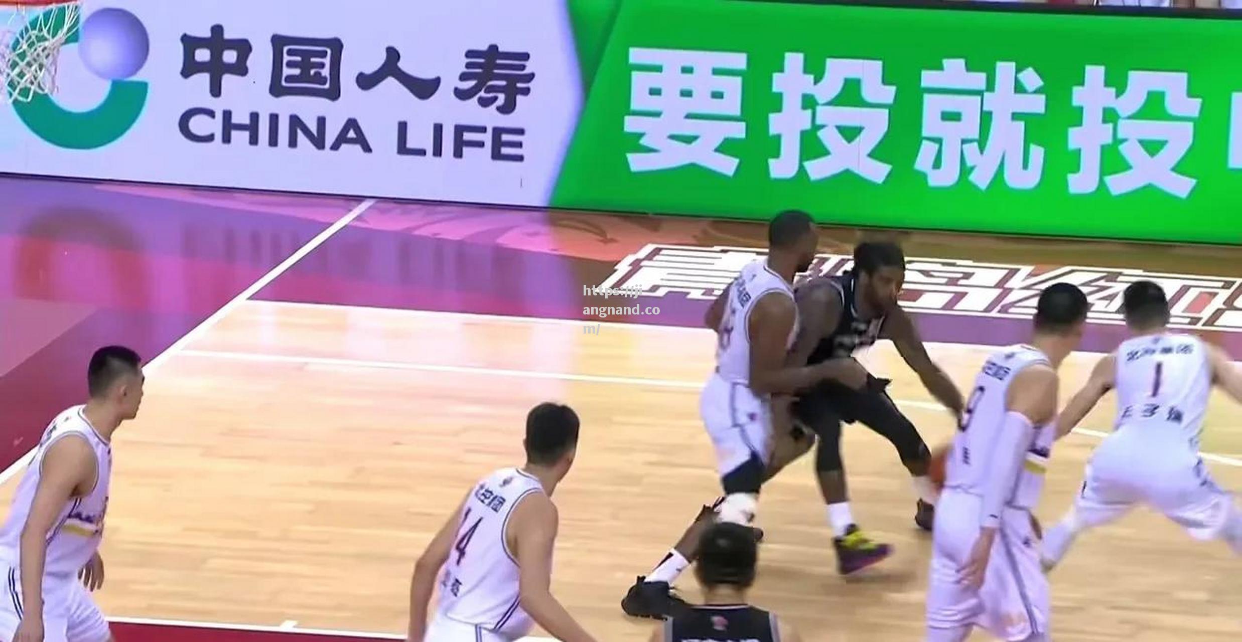 辽宁队遭遇外援伤病，成为焦点
