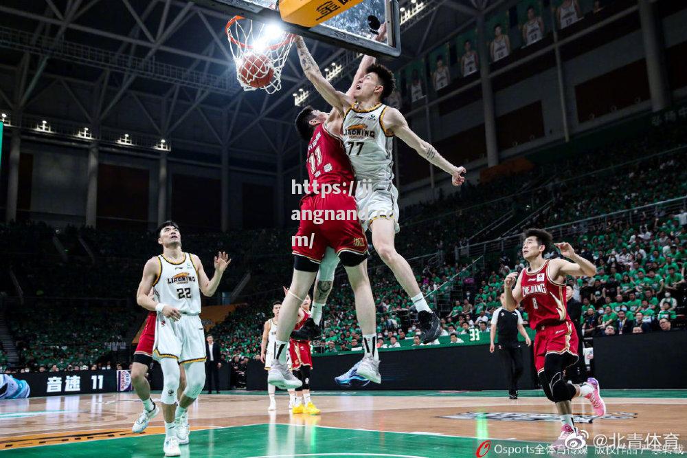 拜仁横扫对手，卫冕冠军实力无敌